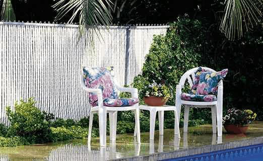 galvanized-chain-link-white-slats-residential-pool-sager-fencing