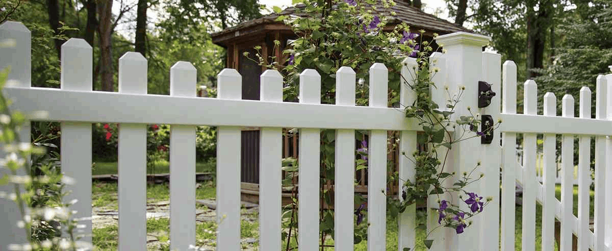 legend-white-picket-vinyl-decorative-sager-fencing